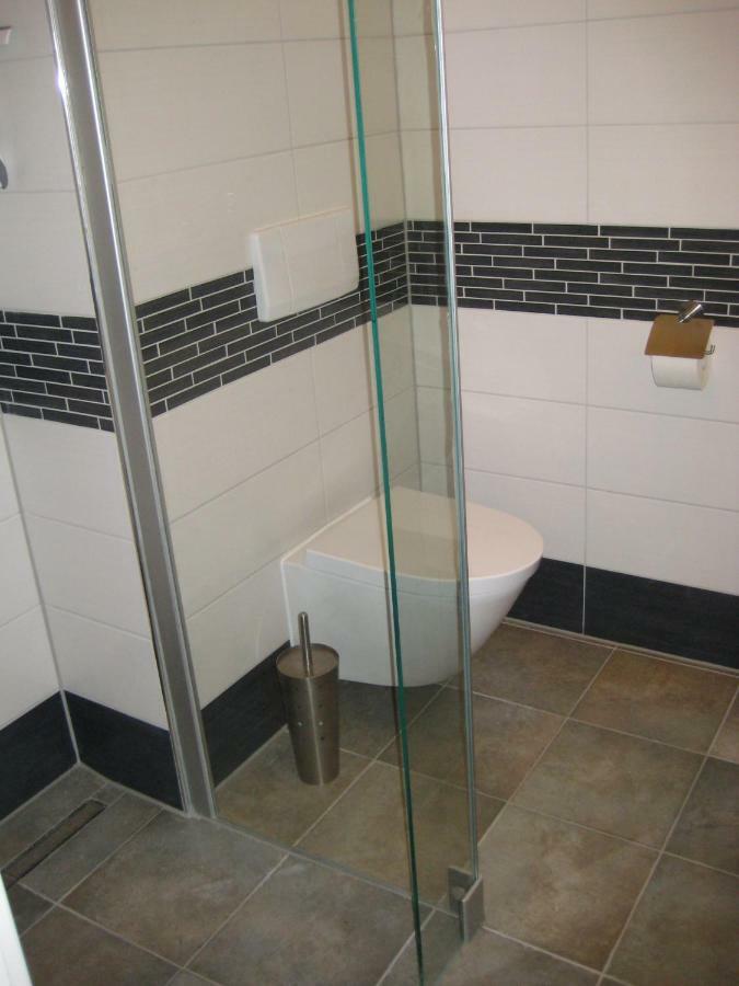 Leibniz6 Stilvolles Privatzimmer Lipsia Esterno foto