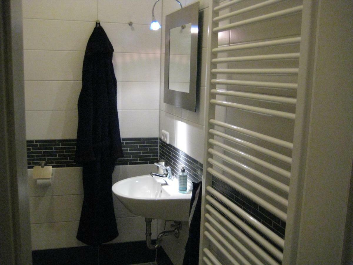 Leibniz6 Stilvolles Privatzimmer Lipsia Esterno foto