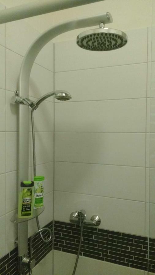 Leibniz6 Stilvolles Privatzimmer Lipsia Esterno foto
